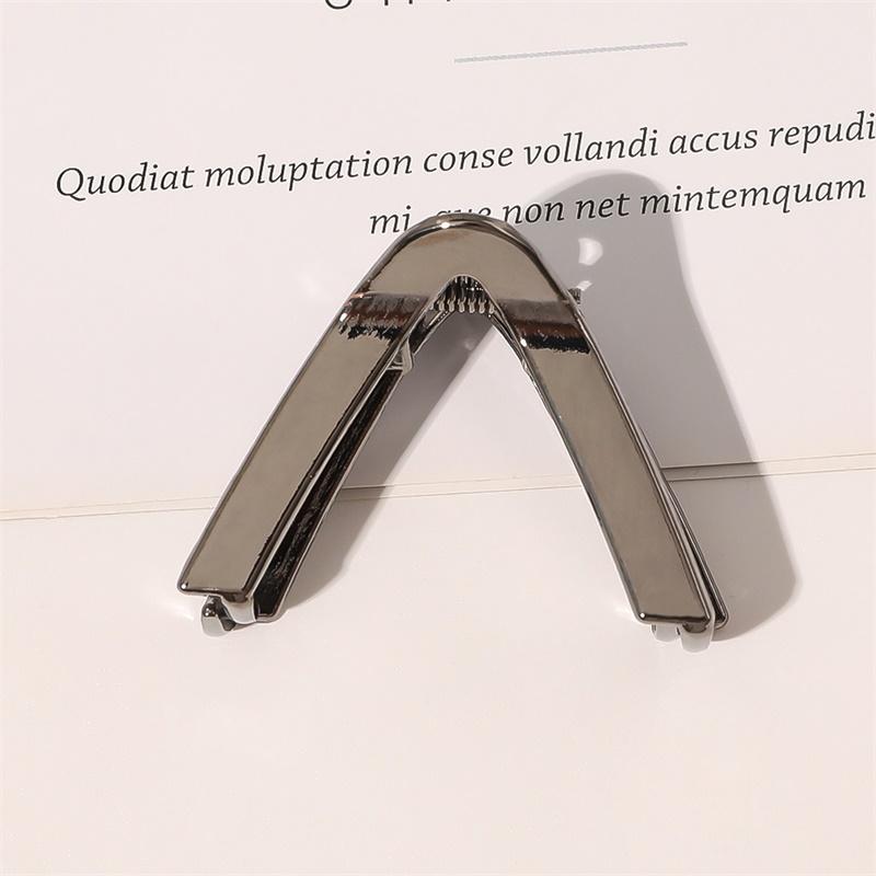 Korean Claw Clip Women Hair Clip Simplicity Elegant Geometric Shape Hair Clips Girls Hair Claw Hair Barrettes Hair Accessories