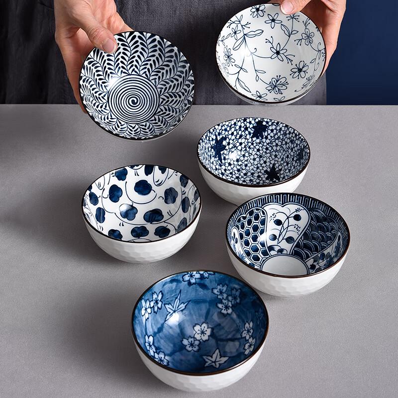 Jutao Ren 'Ein Hirsch mit dir' Blau-Weiß Keramikschalen-Set