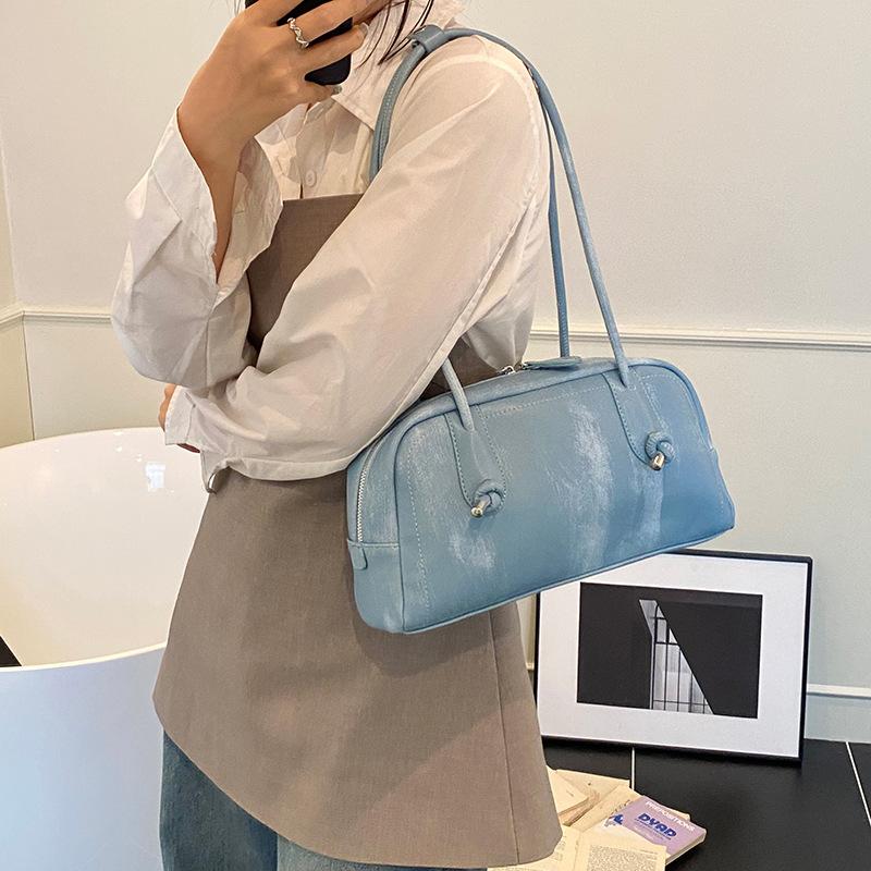 Stylish large-capacity underarm commuter bag women's bag 2025 new simple bowling bag simple shoulder bag