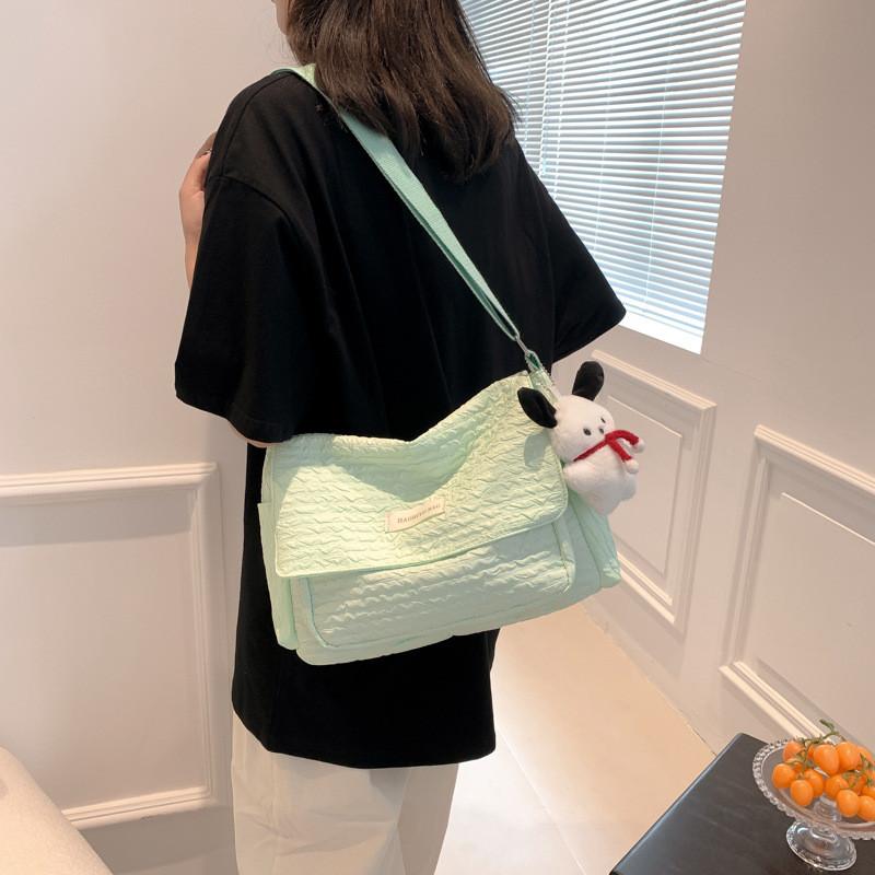 Nylon Cloud Bag For Women With Wrinkled Design And Zipper Closure Perfect For Casual Daily Use