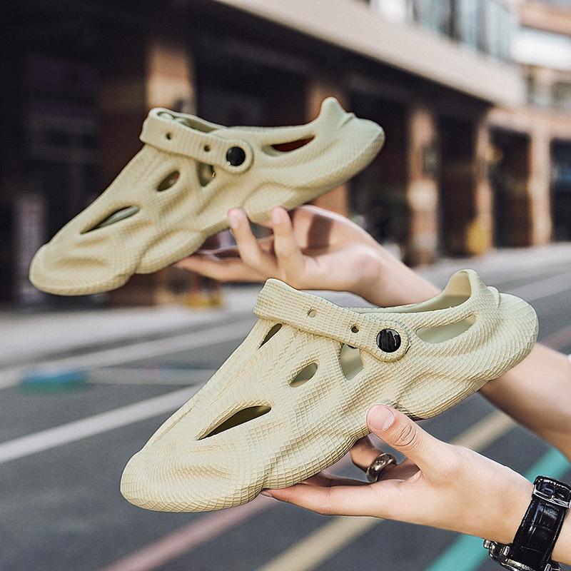 Summer Breathable Closed-Toe Non-Slip Sandals, Versatile Beach Slippers for Couples