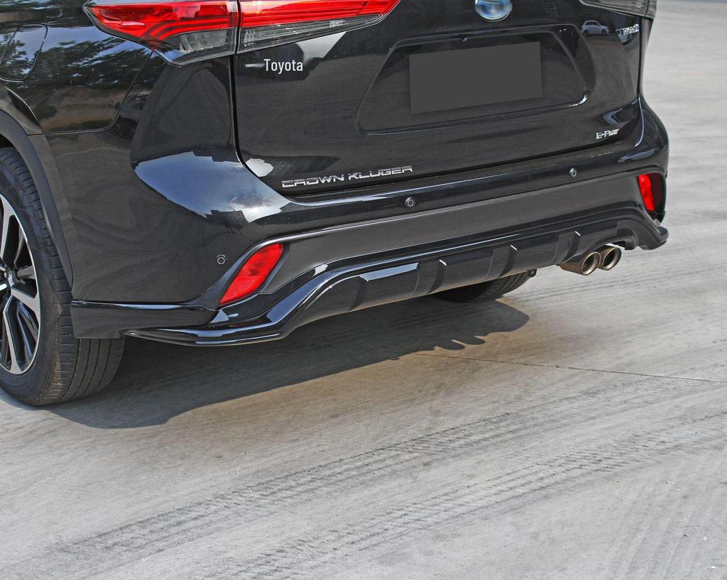 Toyota Highlander XSE Pakiet Sportowy: Przednia dokładka, Progi boczne, Zderzaki, Zestaw spojlerów