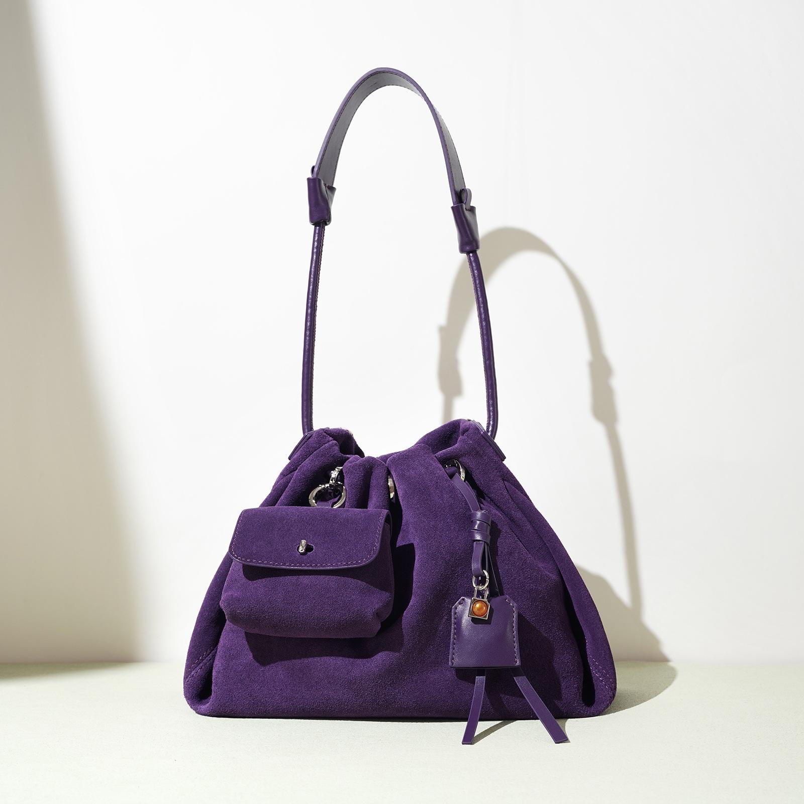

New Shoulder Bag Fashionable and Simple Versatile Commuter Messenger Women s Bag Cloud Pleated Bag