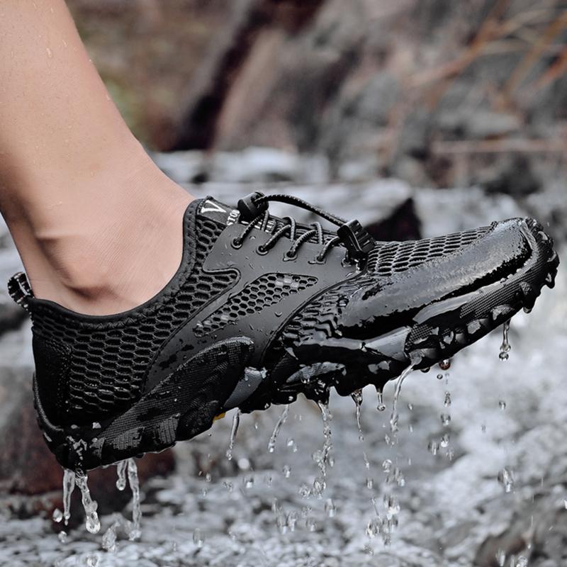 Breathable Men Aqua Shoes Outdoor Flexible Men's Water Shoes Quick-Drying Male Sports Shoes Elastic Band Sneakers Free Shipping