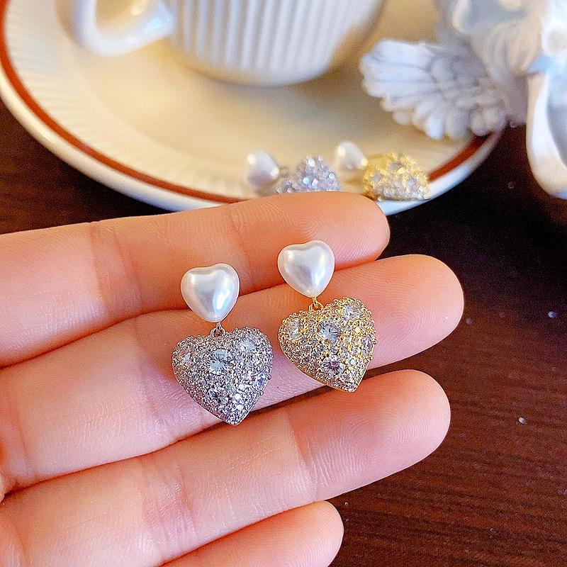 

Elegant Double Heart Zircon Pearl Earrings with S925 Silver Studs