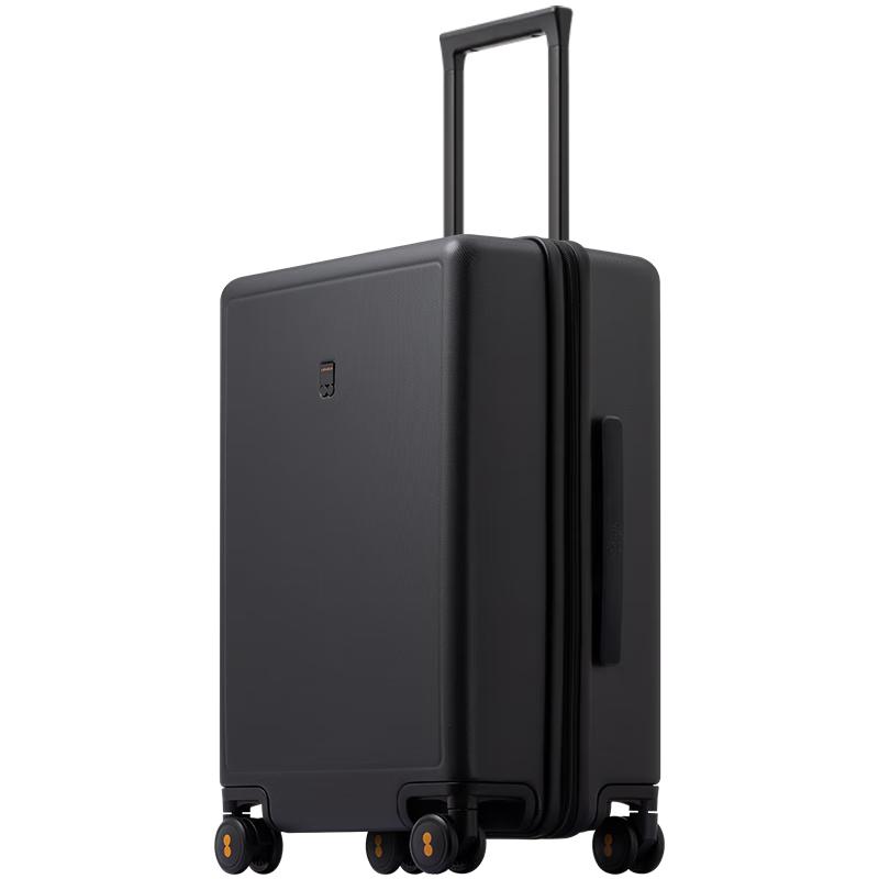 LEVEL8 Traveler PC Spinner Luggage