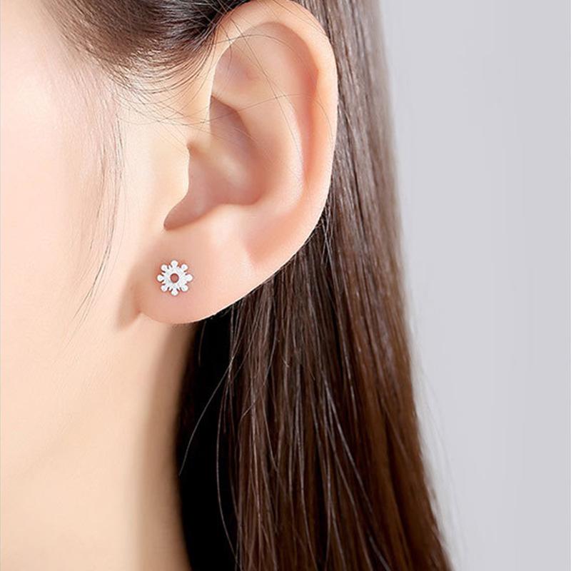 Sunflower Stud Earrings Female Personality Hollow Gear Brushed Ear Jewelry Korean Version Niche Design Accessories