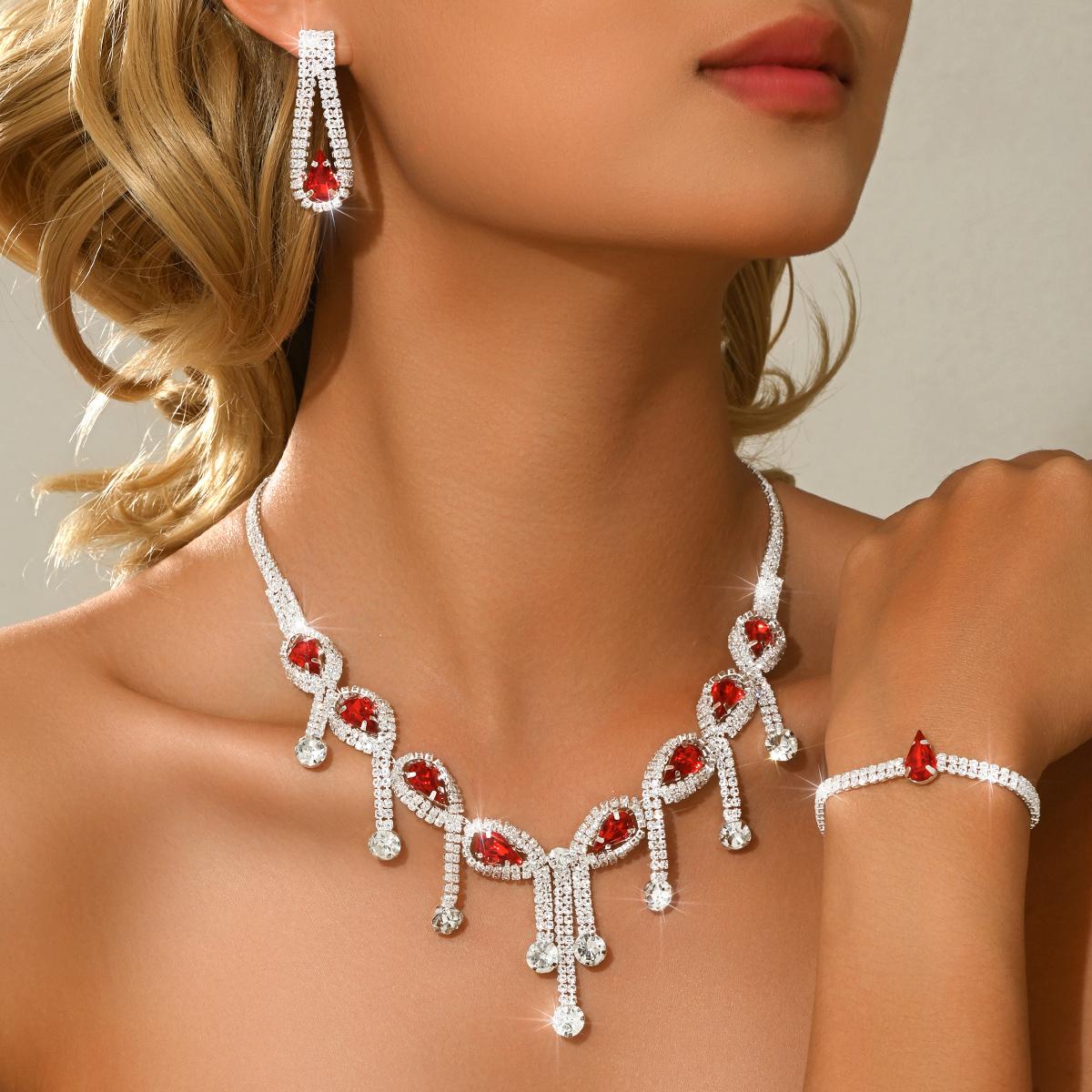 Simple and Elegant Design, High-end Necklace, Earring, Bracelet, Three Piece Set, Noble, Beautiful, Versatile Accessory
