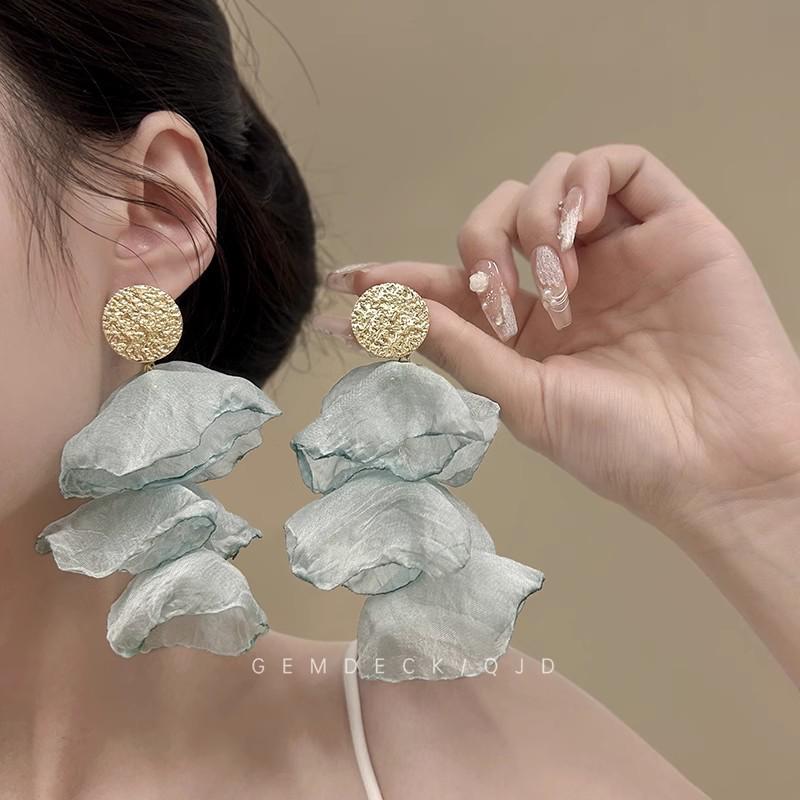 Luxurious European & American Diamond Tassel Stud Earrings for Evenings and Parties