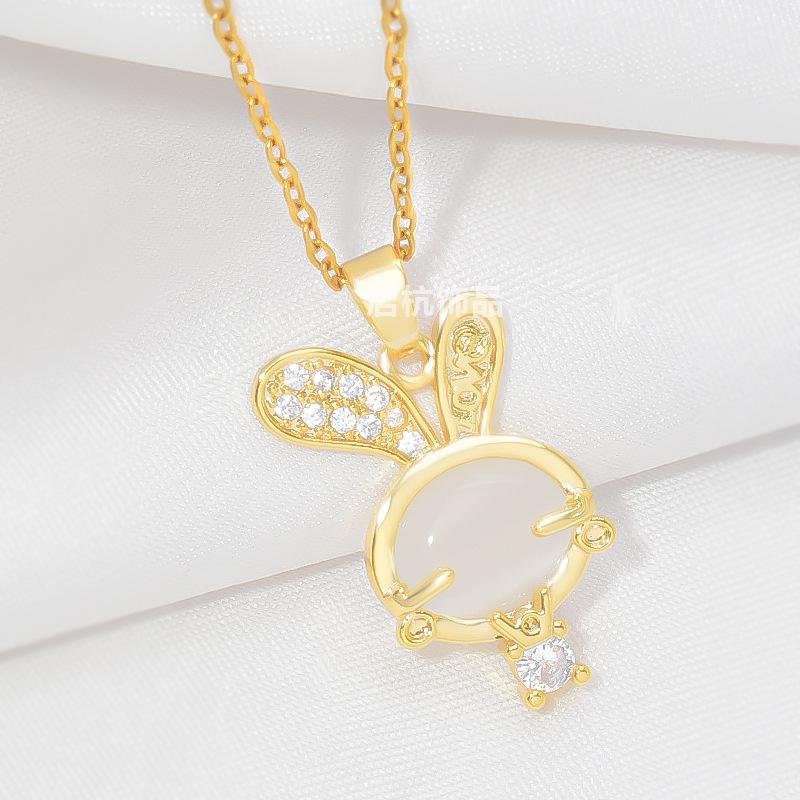 Wind Bunny Necklace Women'S Light Luxury High-End Cute Opal Pendant Exquisite Neck Chain