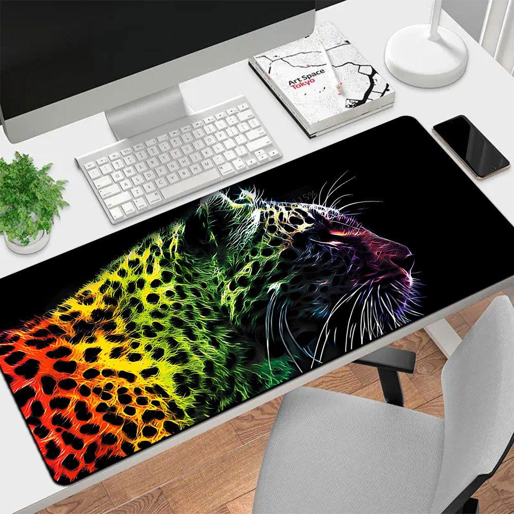 Lion Large Mouse Pad, Wild Animal King Lion Pattern Extended Desk Mat Non‑Slip Rubber Base for Gaming PC Laptop Office Desktop