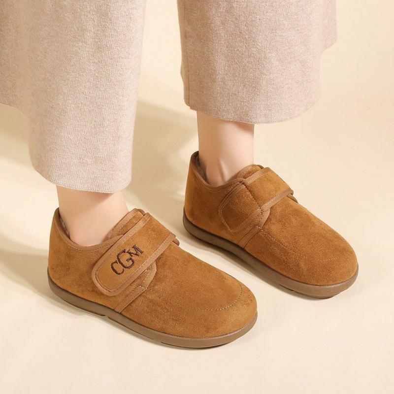 Winter new soft-soled shoes new fashion Velcro cotton shoes Doudou one-pedal women's cotton shoes