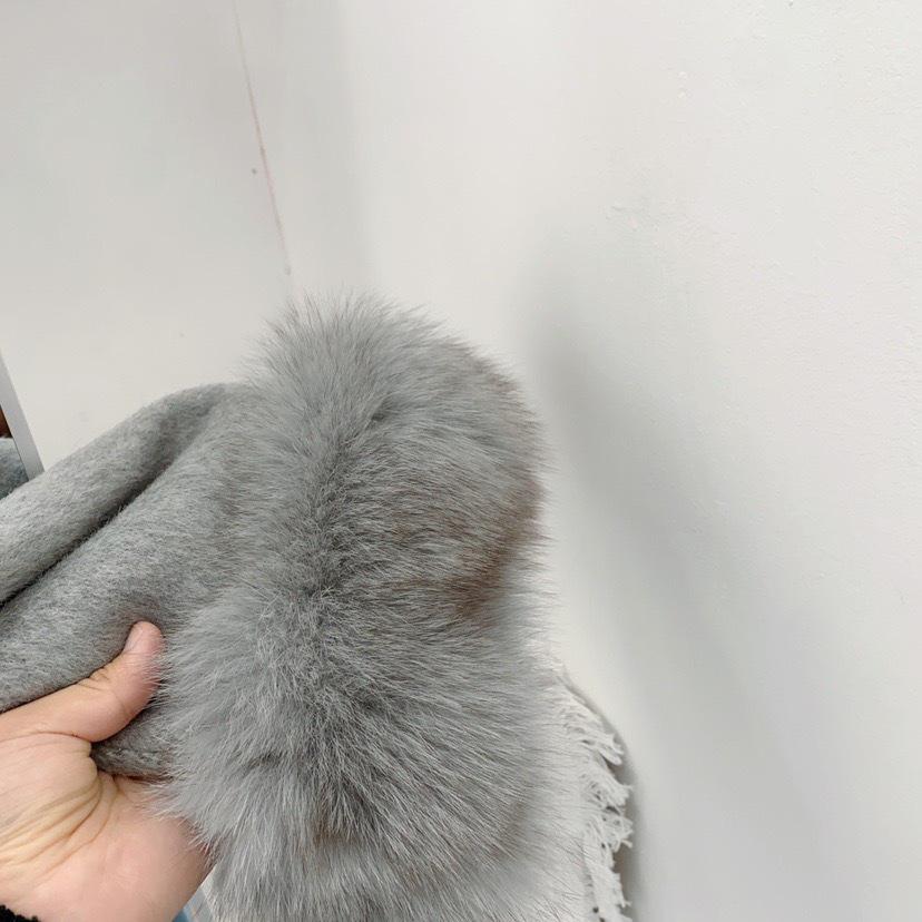 2025 Women's Short Fox Fur Wool Coat - Double-Sided Bathrobe Style