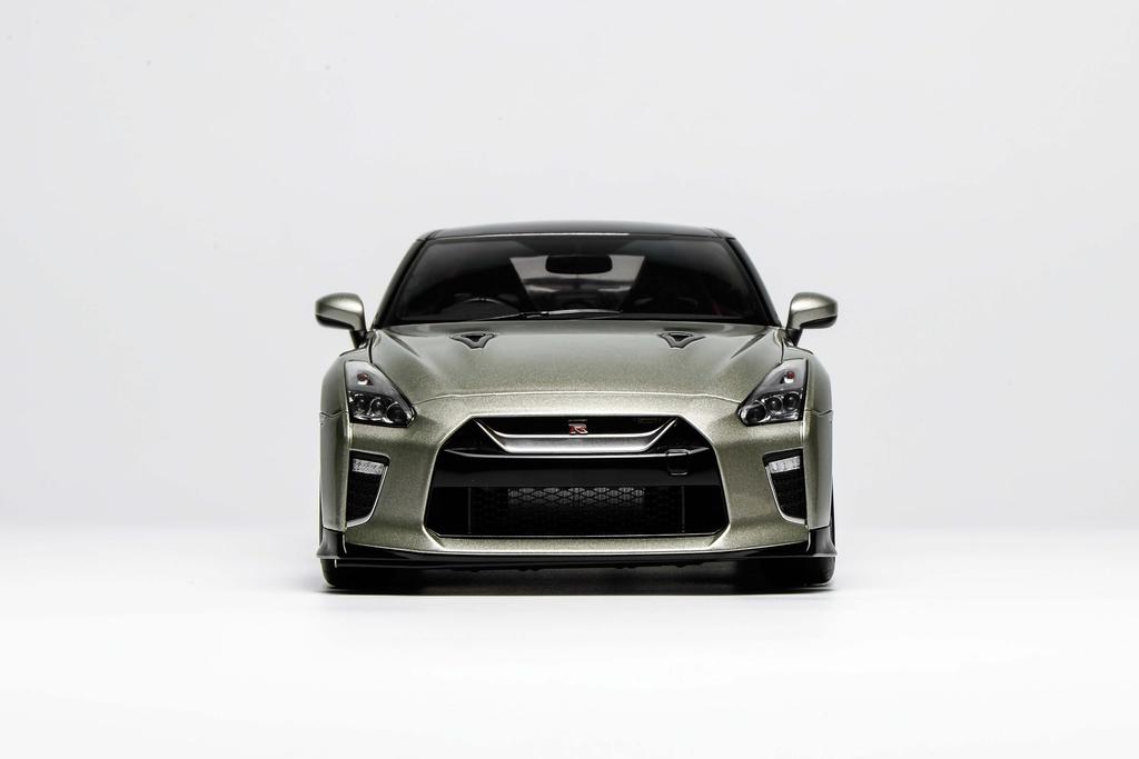 FREESTYLE MOTORHELIX Scale Nissan Track Edition Engineered By NISMO 2022 Millennium Jade Finished Model M83515 1/18 GT-R (R35) T-Spec