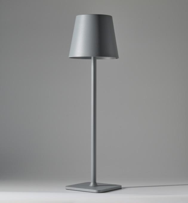 Rechargeable High-Leg Iron Table Lamp - Outdoor Touch-Control, Three-Color USB Light for Restaurants