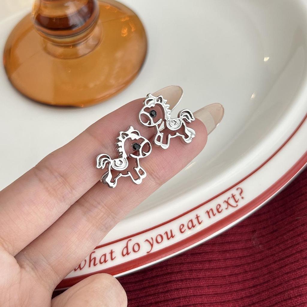 Year of the Horse 925 Sterling Silver Diamond Enamel Stud Earrings with Pearls - Retro High-End Design