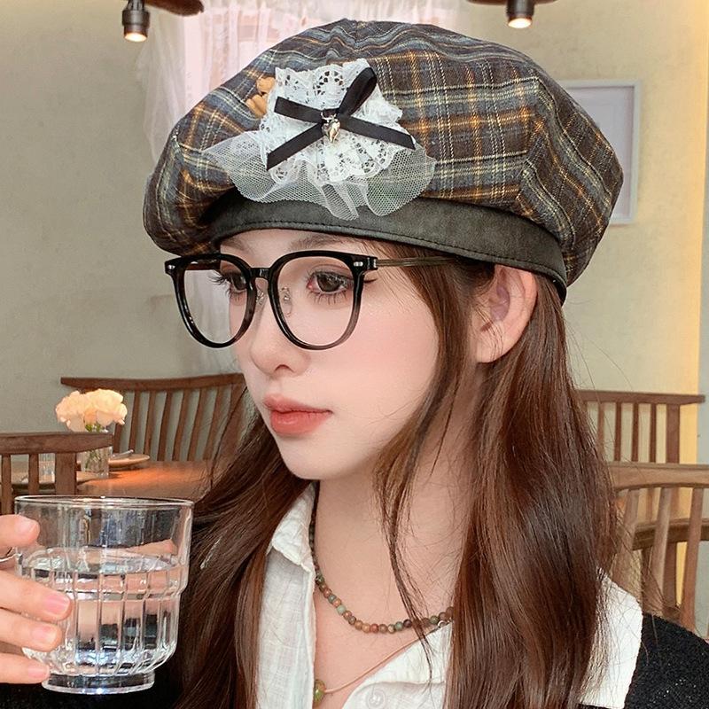 Autumn retro plaid beret bear bow octagonal hat showing face little painter hat woman