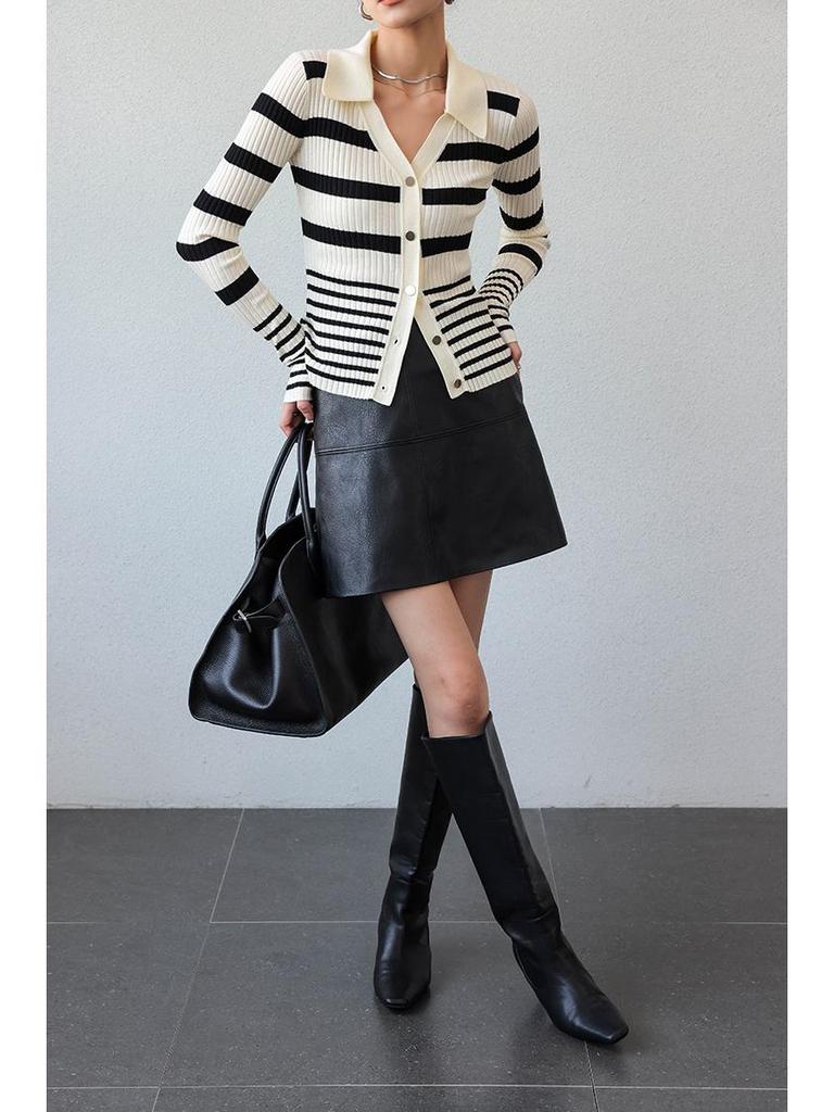 JWUNIQUE Women's Dimple Black High-Waisted A-Line Leather Mini Skirt for Slimming Fit - 2025 Autumn Collection