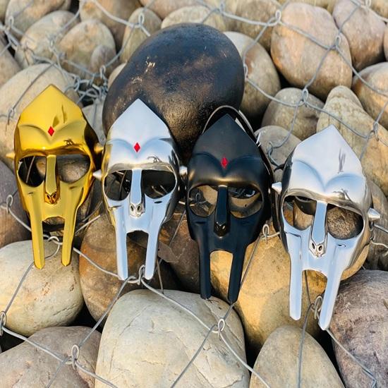 

Набор из 4 масок MF Doom для вечеринки, маска Doom, лимитированная серия, маска гладиатора Mad Villan, аксессуар для косплея рэпера, лучший подарок