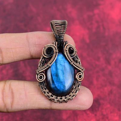 Labradorit Anhänger Kupferdraht umwickelter Anhänger handgefertigter Boho Anhänger Edelstein Kupfer Schmuck zarter Anhänger Hochzeitsgeschenke Drahtwickel Schmuck