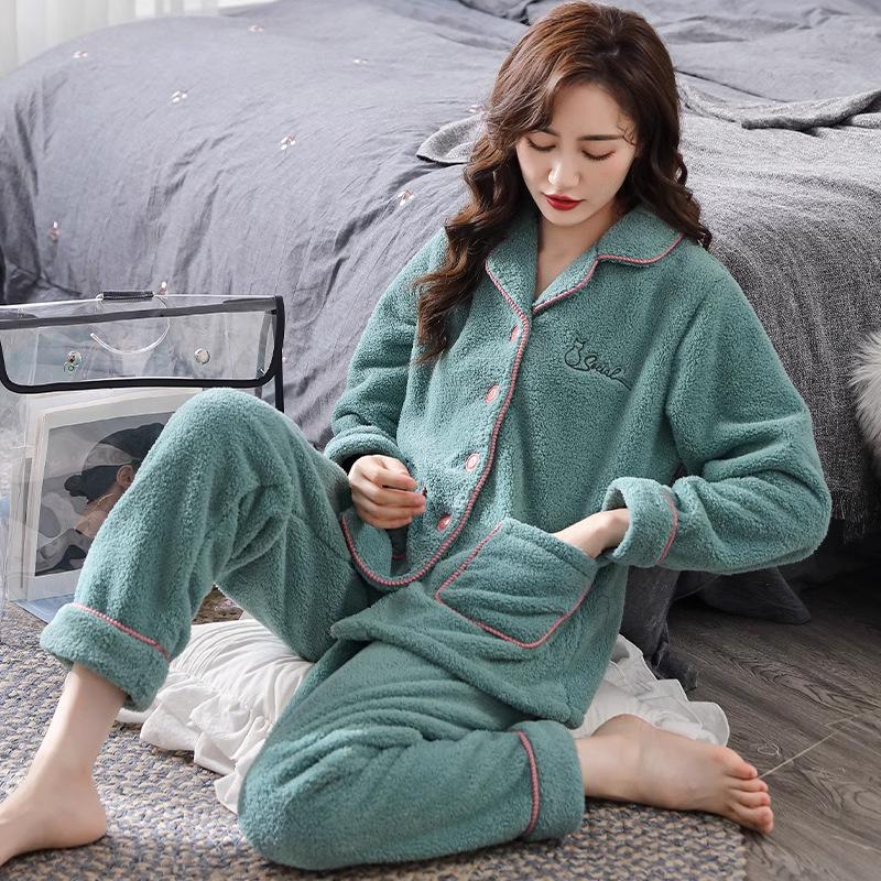 Xiaoxiangfeng pajamas 1011 new plush women's winter women's flannel suit warm coral fleece pajamas