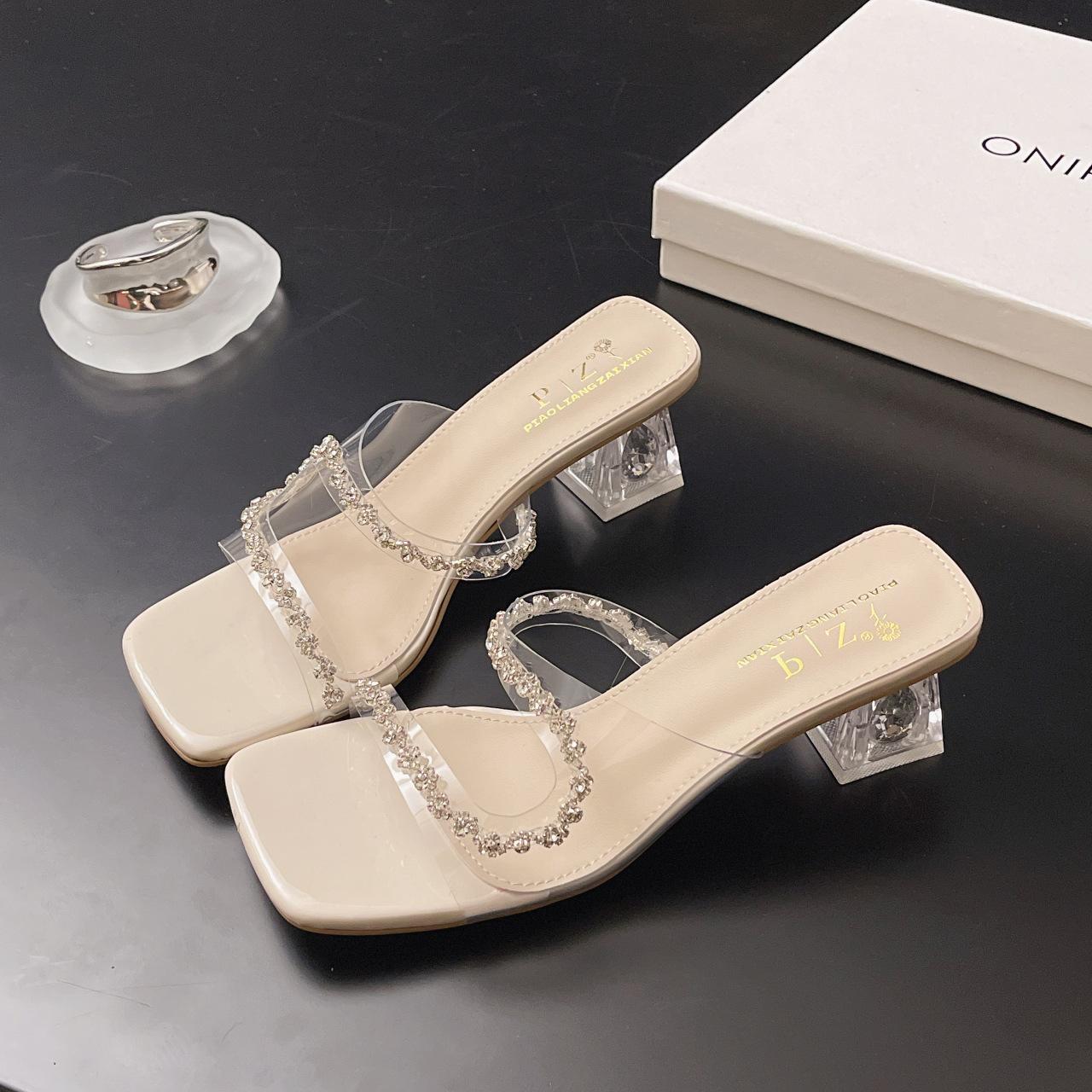 

Xiaoxiangfeng temperament cool slippers 2025 summer shallow open-toed non-slip high heels square head one-pedal slippers 35