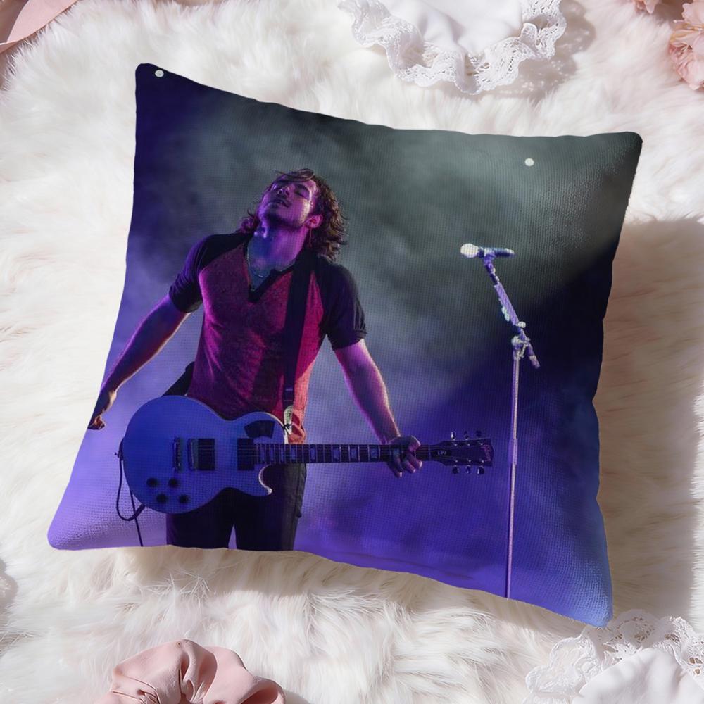

singer Jose Madero VizcainoS Cushion Cover Premium Comfort Reversible Pillow Cove -Two in One Design for Any Room & Car Interior 30cmx30cm