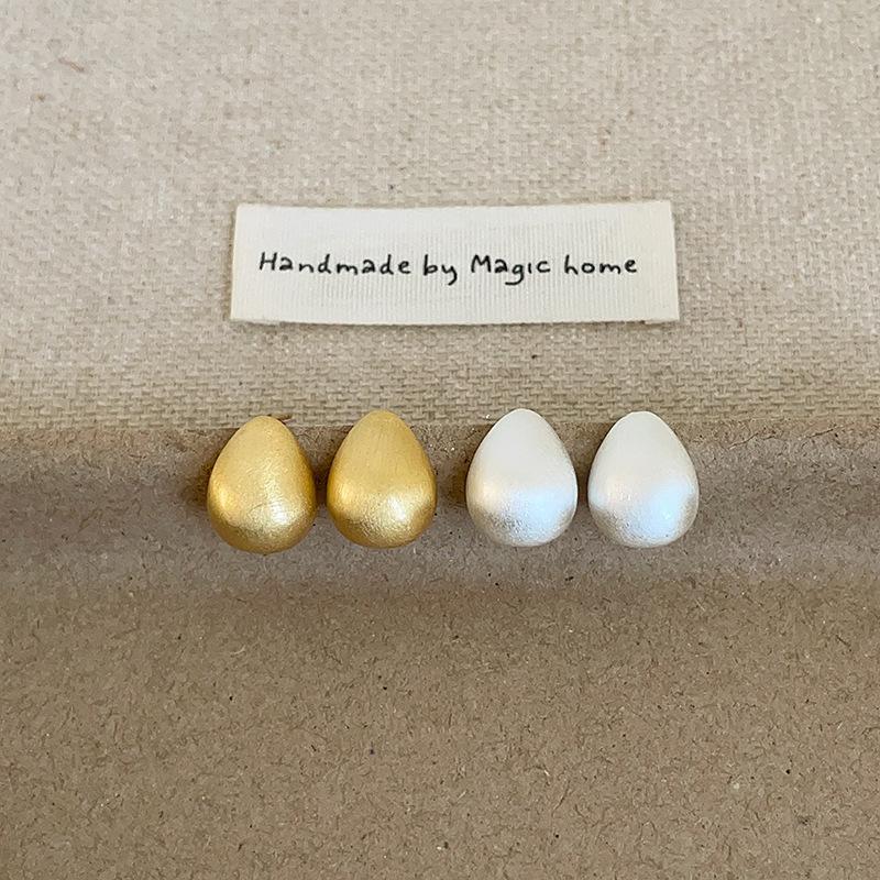 Mattierte Ohrstecker aus Metall in Tropfenform, weiblich, schlicht, persönlich, modisch, temperamentvoll, pendlergeeignet, vielseitige Ohrringe