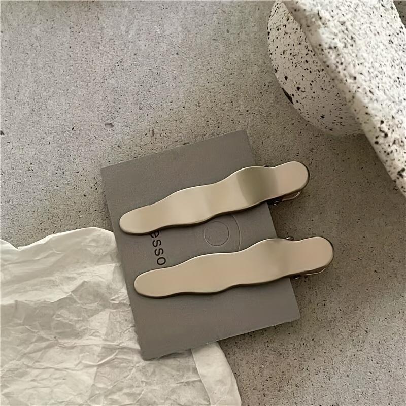 

Elegant Silvery Hairpins | Wave, Geometric and Droplet Shapes for Stylish Bangs and Hair