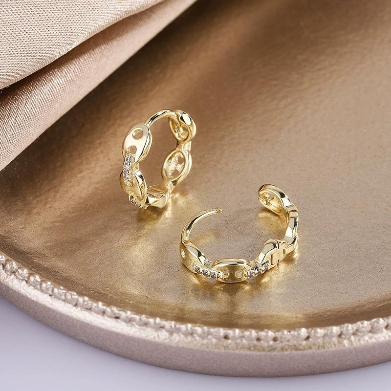 Cute Female White Zircon Small Round Hoop Earrings For Women Vintage Gold Color Ear Buckle Wedding Jewelry Valentine's Day Gift