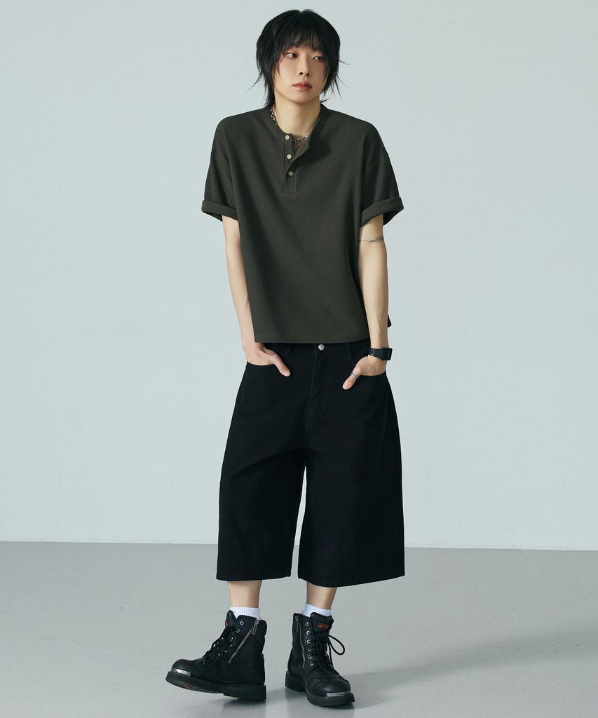 LXT Waffle Henley Neck Crop Short Sleeve T-Shirt [Khaki]