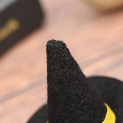 2 szt. Miniaturowe filcowe kapelusze czarownicy do domku dla lalek na Halloween