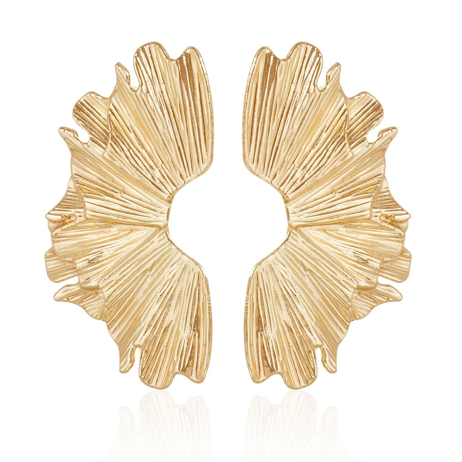 INS Heavy Industries exaggerated texture design symmetrical flower stud earrings temperament luxury personalized earrings