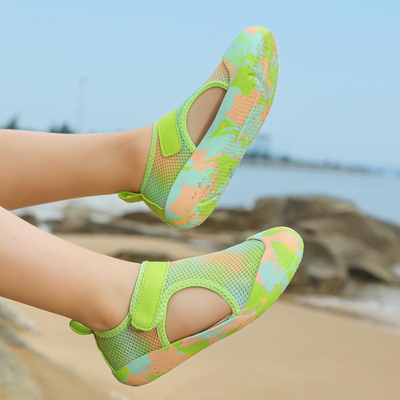 Muži Aqua Boty Ženy Boty do vody Pláž Naboso Rychlosuché Plavání Sandály Drenáž Proti proudu Brodění Tenisky Pro Fitness Jóga Potápění Surfování Kempování Běh