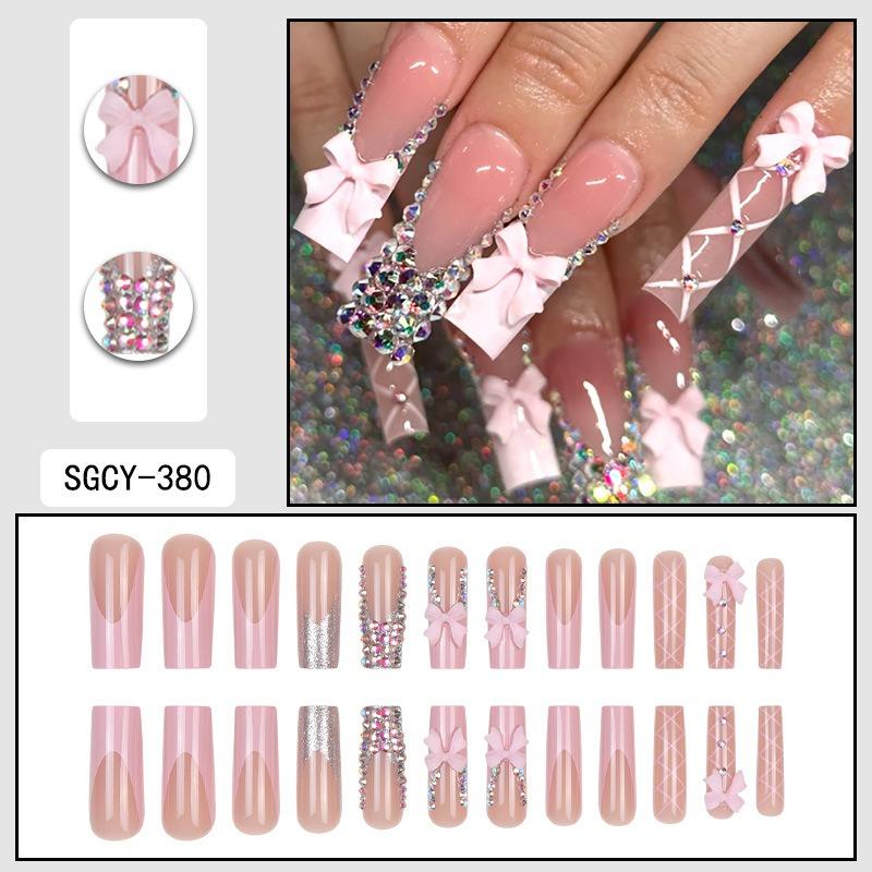 Grensdoorborende lange waterpijp nagel, schattige nagels om te dragen, Franse roze multi-diamanten strik nagelkunst, Europese en Amerikaanse nagelkunst om te dragen.