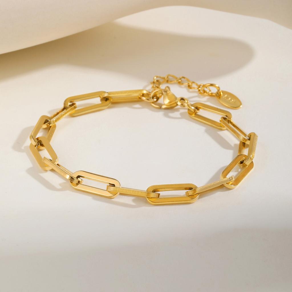 Stainless Steel Bracelets Vintage Styling Design Simple And Delicate Premium Bracelets For Women Jewelry Trending Products Gifts
