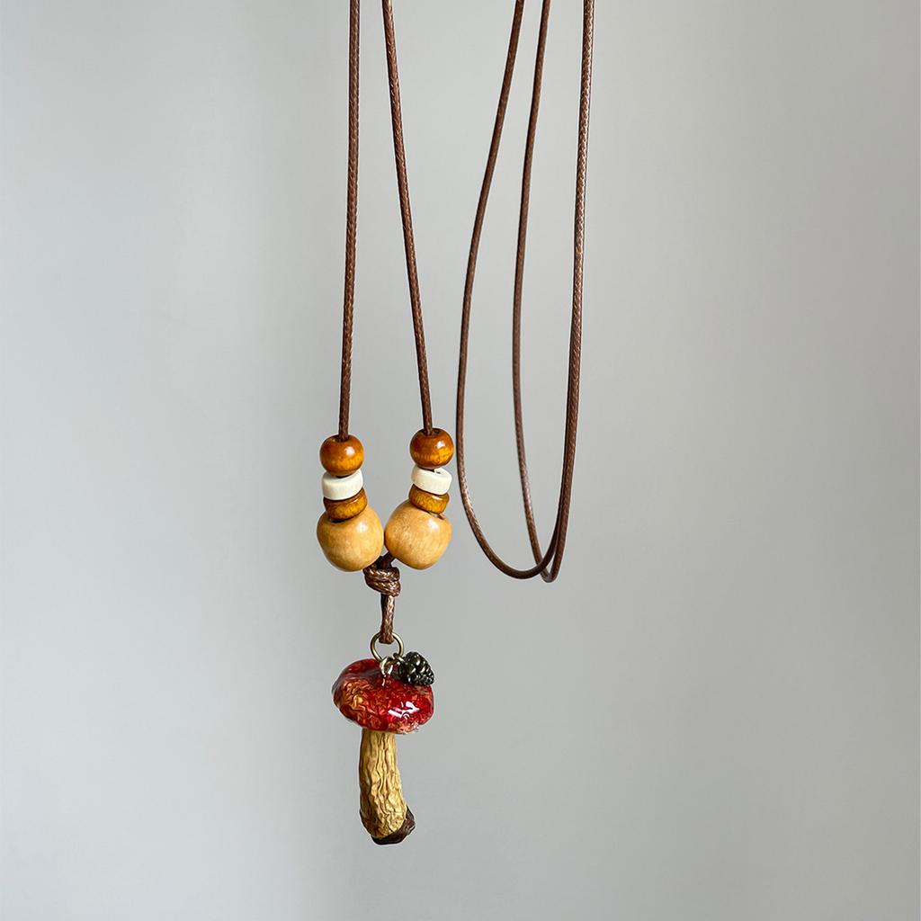 Fashionable Adjustable Necklace for Women Wood Bead Mushroom Pendant Rope Neckchain Bohemian Accessory