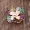 Heiß verkaufende emailierte geometrische Blume magnetische Brosche, modische kreative Blumenbrosche für Damen