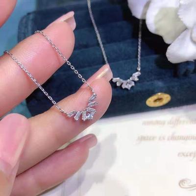 Blitz Mikroeingelegte Halskette für Damen Modisch Schlicht und Elegant Diamantbesetzte Schlüsselbeinkette