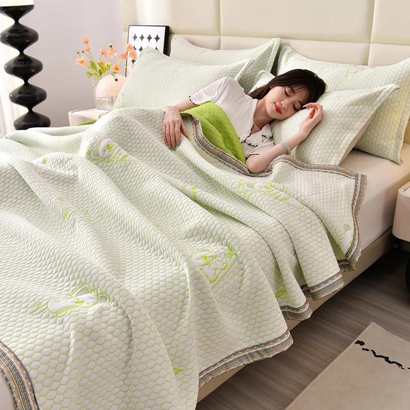 New Class a Summer Jacquard Knitted Fabric Argy Wormwood Airable Cover Thin Duvet Summer Blanket Nap Sofa Quilt