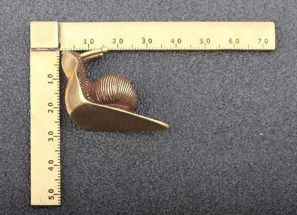 2026 Retro Personality Pure Copper Mini Snail Decoration Desk Antique Brass Tea Pet Collection Home Decor Tea Pet Fragrance Seat