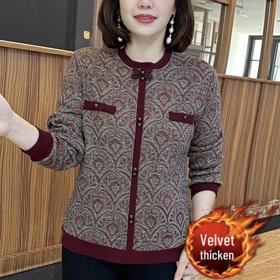 Stylish & Warm Plus Velvet Base Layer Top for Mature Women: Loose, Slimming, Thickened Design.