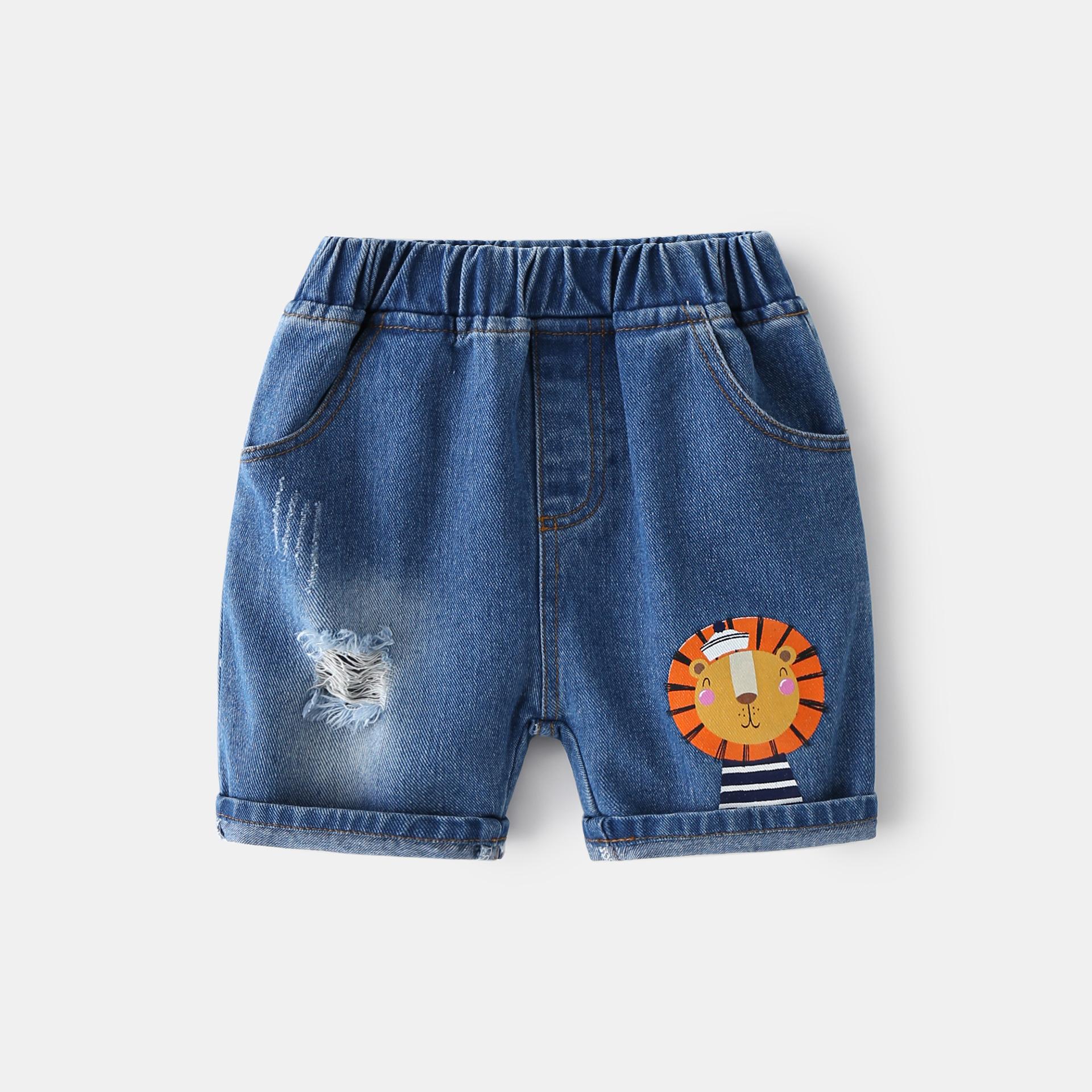 

Джинсовые шорты для мальчиков, летняя одежда 2024, новая корейская версия детских брюк с пятью точками с героями мультфильмов, тонкие повседневные брюки для малышей 100cm