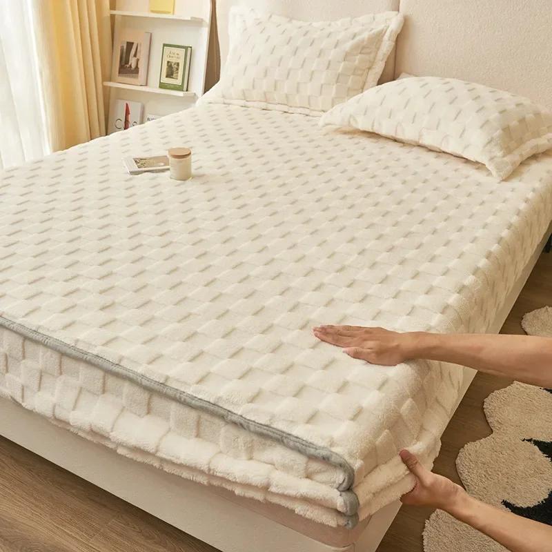 

Solid Water Cube Plush Fitted Sheet, Cotton Clip, Non slip Household Mattress Protective Cover, Thickened and Warm 90x200cm белый