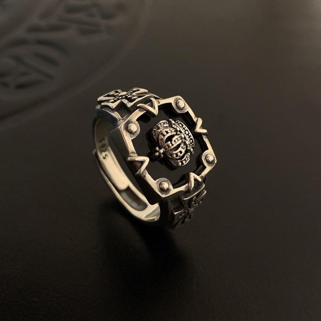 Thailändischer Silberner Hip Hop Schwerer Dunkler Ring für Damen, Modischer Offener Verstellbarer Fingerring mit Kreuz, Statement-Ring im Gothic-Stil