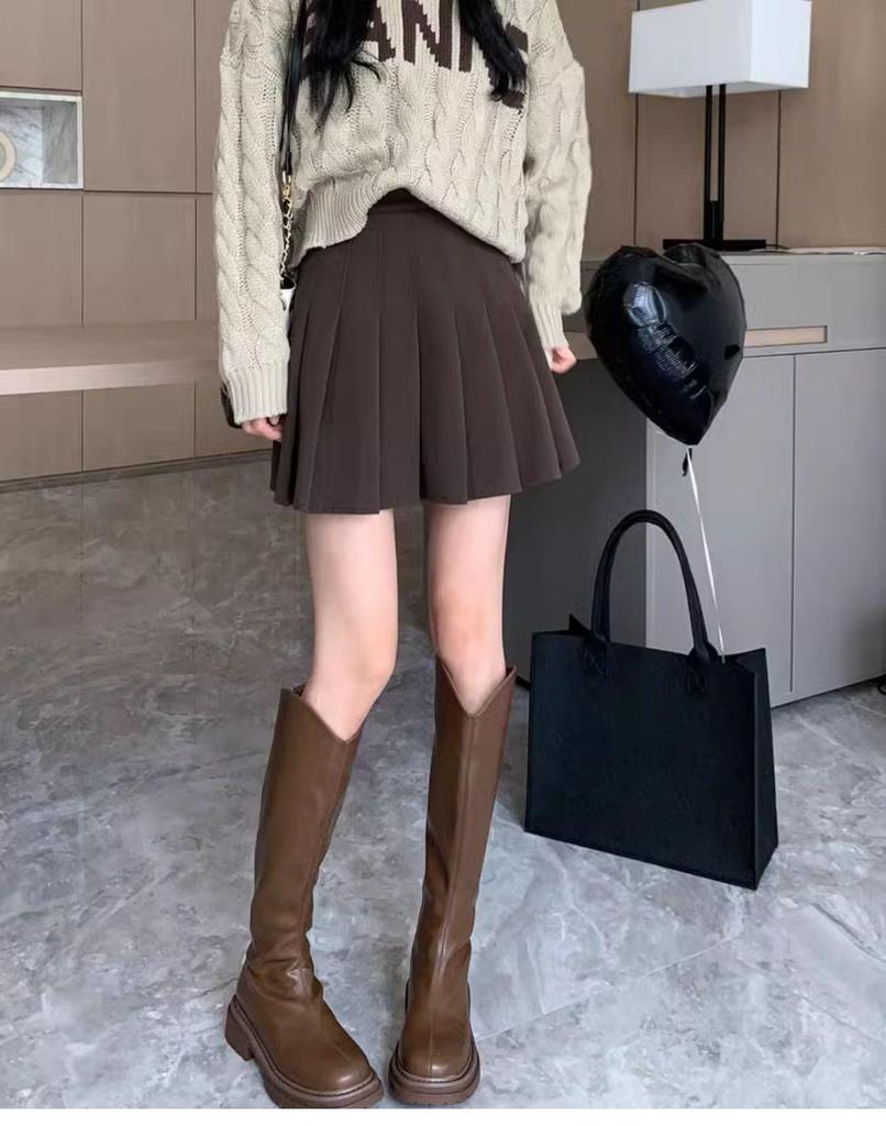 Women's Plus Size Khaki Wool Pleated A-Line Skirt - High Waist, Short Length, Ideal for Spring and Autumn