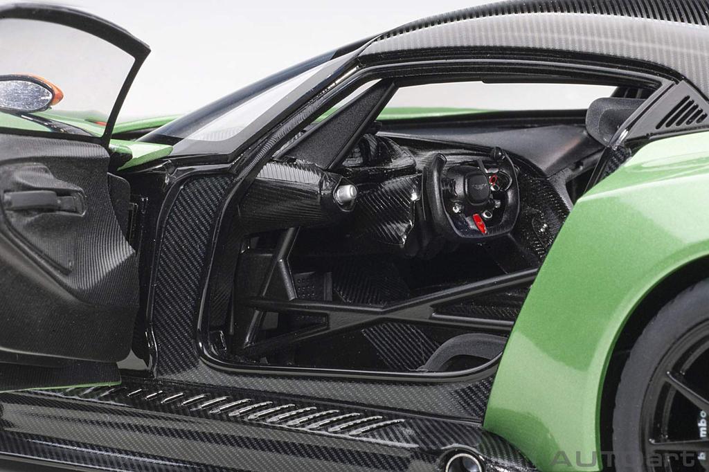 AUTOart Aston Martin Vulcan Metallic Green 1/18 (Finished Model)