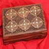 Aufbewahrungsbox aus Sheesham-Holz, handgeschnitzt, Messing, Blumenschnitzerei, rechteckig