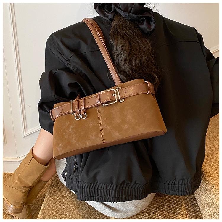 2025 Elegant Retro Suede Shoulder Bag: Women's Fashionable High-End Handbag for Autumn & Winter