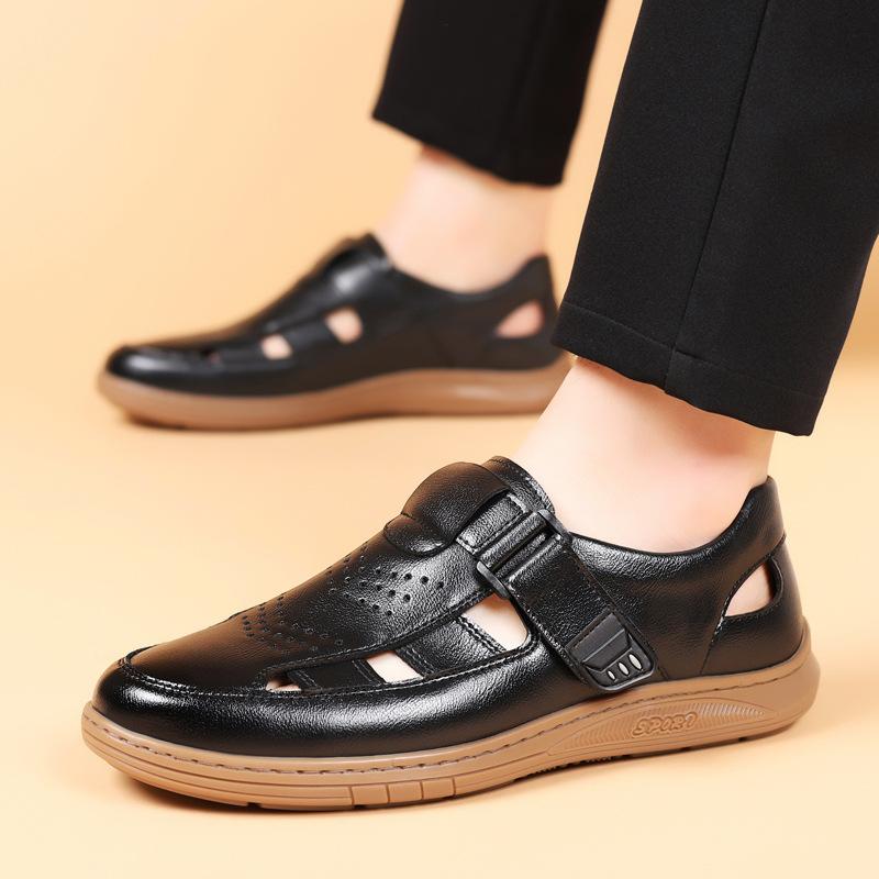 Fashion 2025 Summer New Solid Color Leather Sandals for Men Fashion Casual Designer Beach Shoes Male Beef Tendon Sole Shoes Man